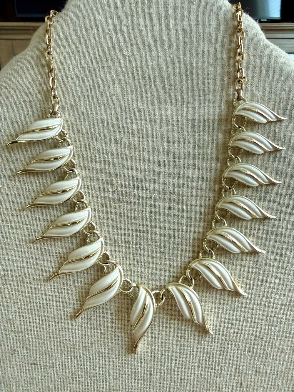 Vintage Gold-Tone Ivory Leaf Statement Necklace
